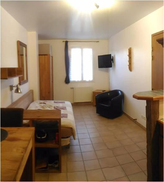Appart hôtel STUDIHOTEL Palaiseau Plateau Saclay Exterior foto
